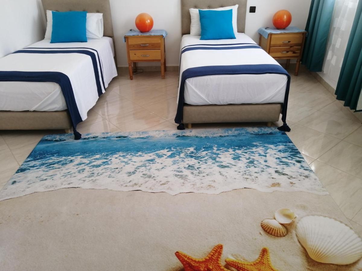 אפרטהוטל Sara House נאדור מראה חיצוני תמונה
